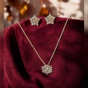 Rose Golden Sparkling Snowflakes Stud Earrings & Clavicle Necklace Set